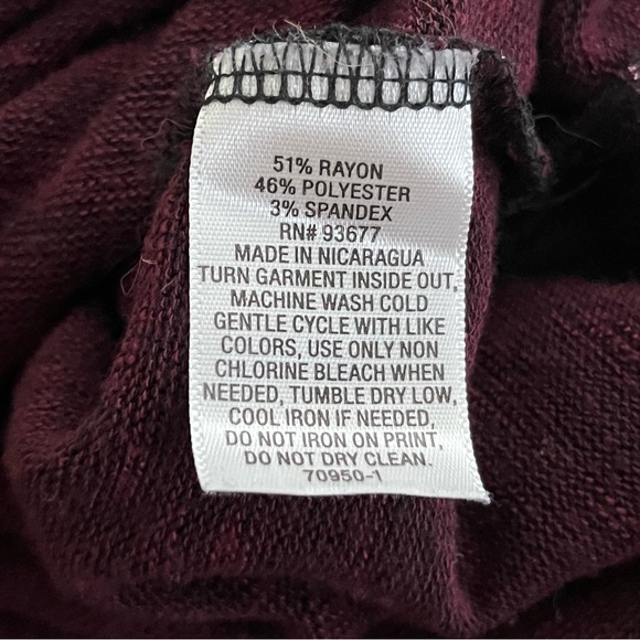 A.N.A. Long Sleeved light Sweater Plum with Silver reflective Sparkle size M - Picture 8 of 11